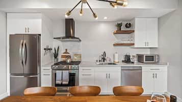 Apartment | 2 bedrooms, Internet