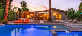 Modern Paradise at Sonora