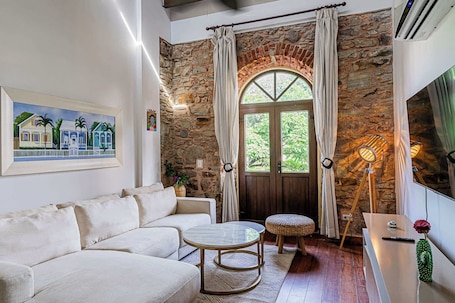 1 habitación y acceso a internet