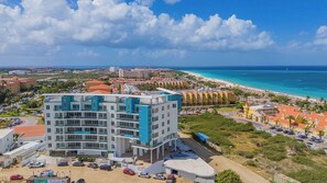 Exterior - A360.E51 - Luxury 3BR Condo Steps to Eagle Beach (Noord)