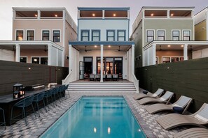 Piscine extérieure, piscine chauffée