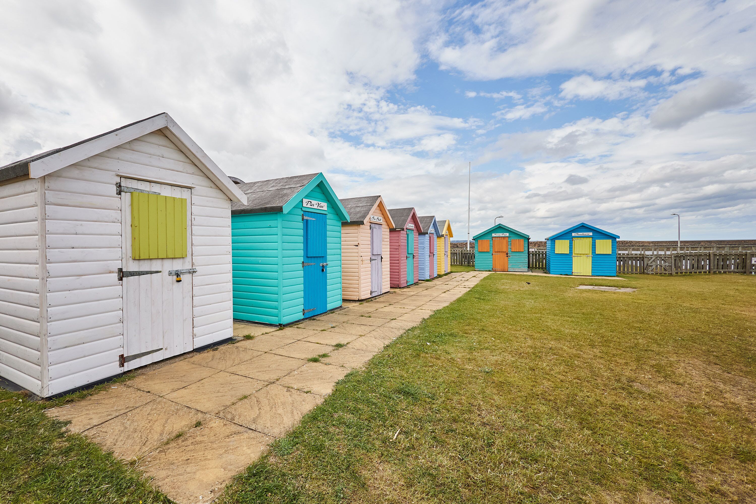 المنشأة من الخارج