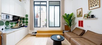 Shanghai Hills & Zinn Courtyard BNB