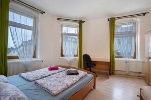 2 Schlafzimmer, WLAN, Bettwäsche