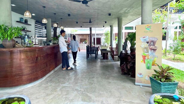 Quầy tiếp tân