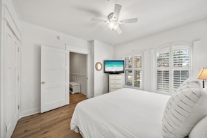 3 chambres, fer et planche à repasser, Wi-Fi gratuit, draps fournis