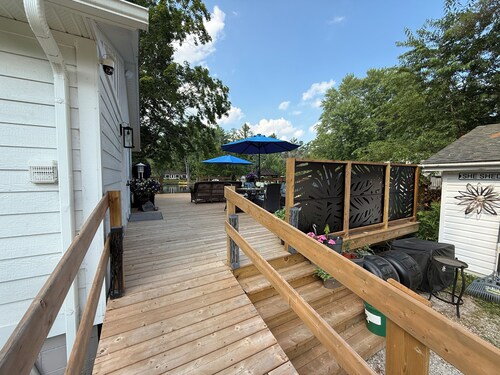 Accessible Luxury Riverside Beauty! NEW listing!