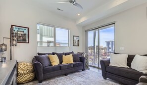 House, 2 Bedrooms | Living area | Smart TV