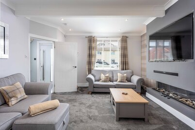 No.15 Ellis House -Donnini Apartments