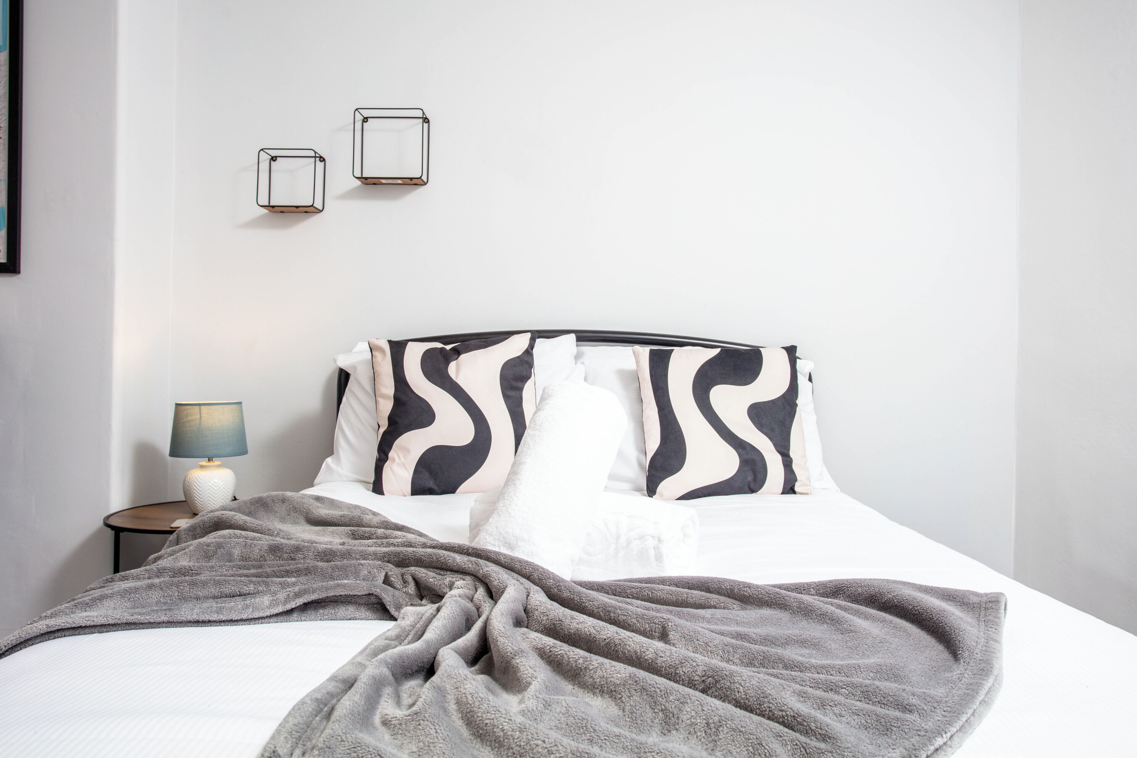 アイロン / アイロン台、WiFi (無料)