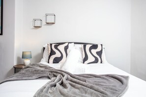 Iron/ironing board, free WiFi