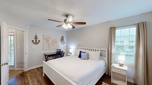 2 bedrooms, individually decorated, individually furnished