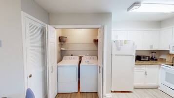 Apartment, Multiple Beds, Balcony, Garden View (Colony Club P3) | Private kitchen | Fridge, microwave, oven, stovetop