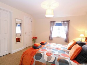 2 bedrooms, individually decorated, individually furnished, free WiFi - Honeysuckle Cottage (Swaffham)