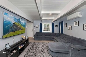 Fernseher, Kamin, Videospiele