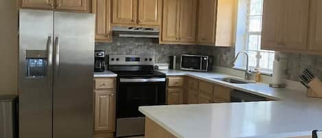 Four, plaque de cuisson, lave-vaisselle