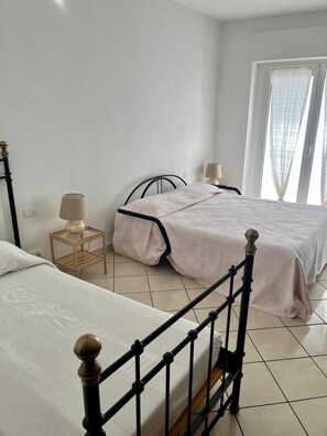 2 camere, lenzuola, accesso in sedia a rotelle