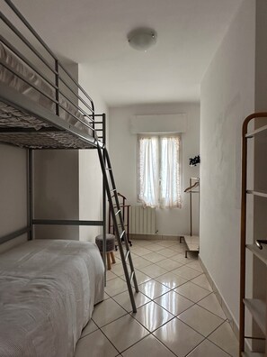 2 chambres, draps fournis, accès pour personnes à mobilité réduite