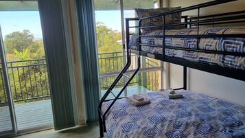2 bedrooms, bed sheets