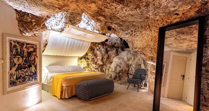 Charming Nest with Terrace by Wonderful Italy