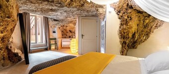 Charming Nest with Terrace by Wonderful Italy