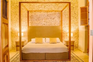 3 chambres, fer et planche à repasser, accès Internet, draps fournis