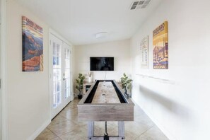 Spielezimmer