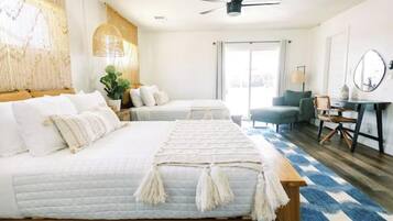 4 camere, una scrivania, ferro/asse da stiro, Wi-Fi gratuito