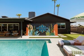 屋外プール、温水プール
