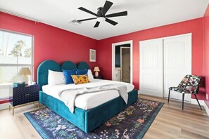 4 chambres, fer et planche à repasser, Wi-Fi gratuit, draps fournis