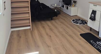 Sweet Escape. T1 BIS ROMANTIC