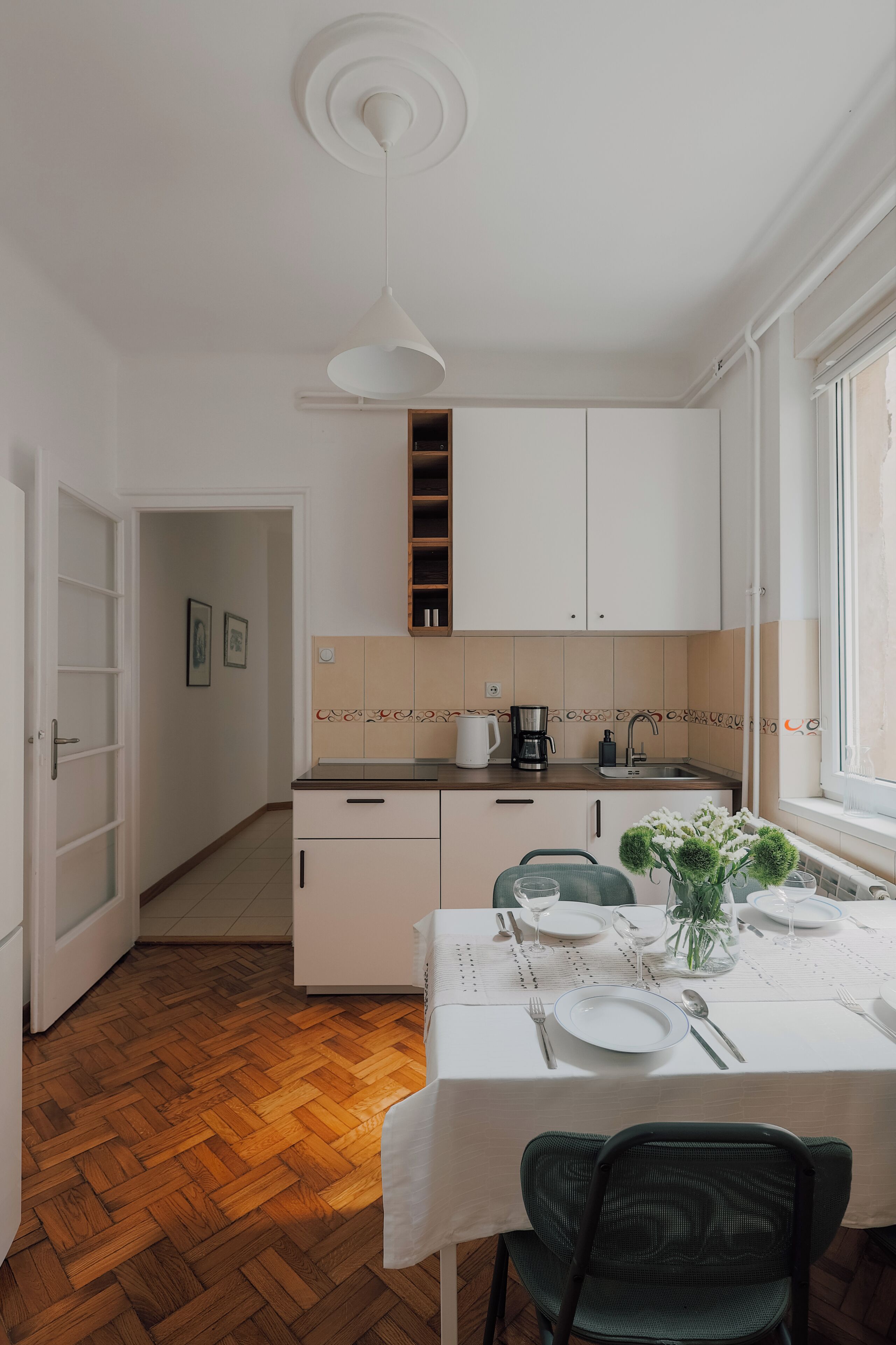 Kühlschrank, Ofen, Herdplatte, Geschirrspüler