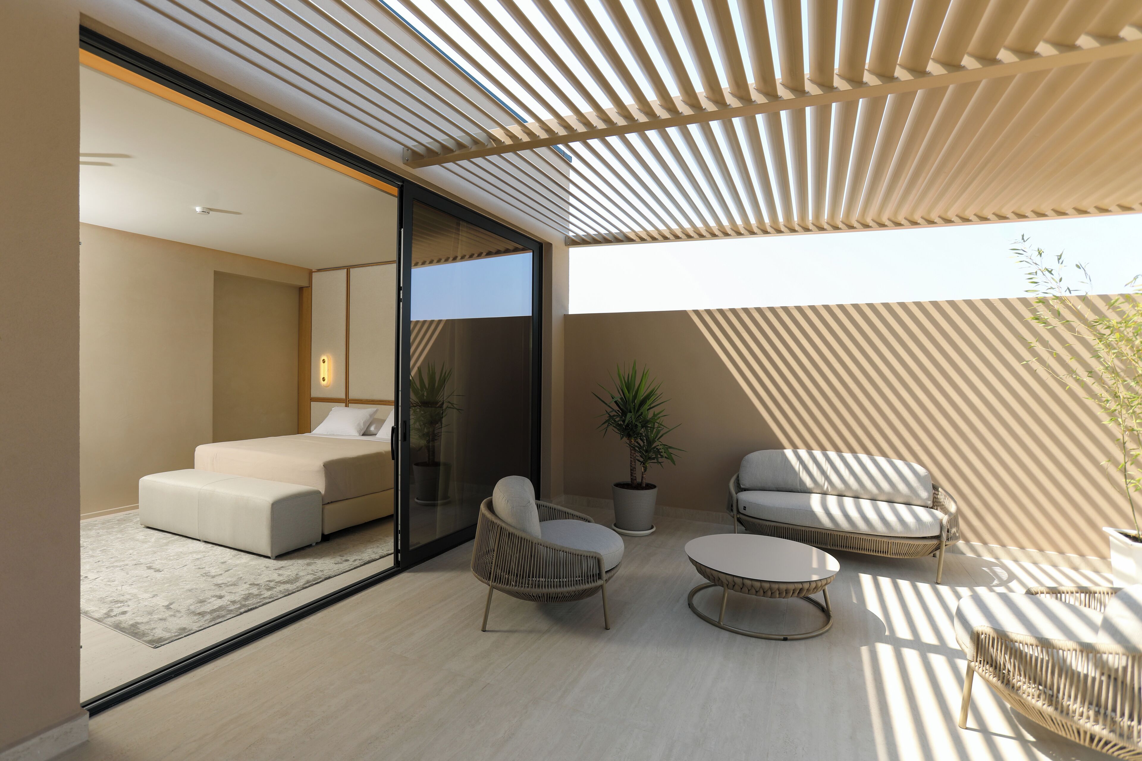 Junior Suite Sea View with Outdoor Jetted Tub | Balcony