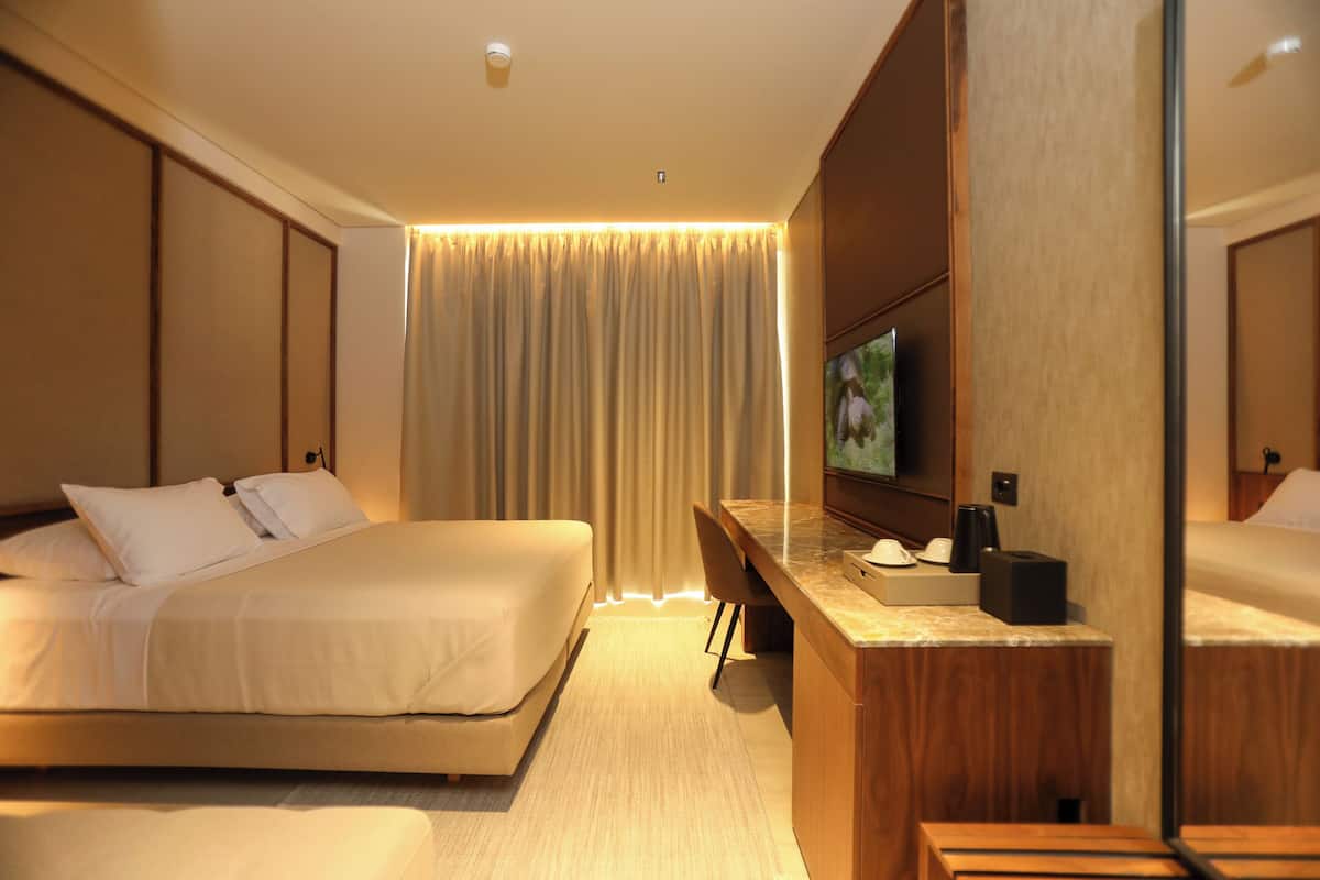 Minibar, caja de seguridad en la habitación y insonorización