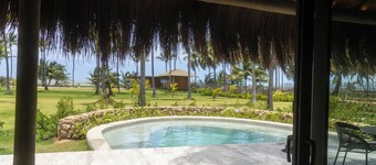 Primitivo Hotel & Villas