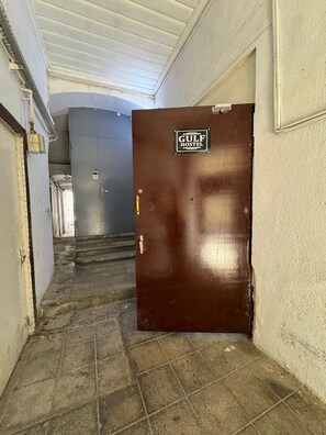 Front of property - Gulf Hostel (Baku)