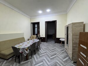Living area - Gulf Hostel (Baku)