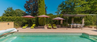 Villa 'Le Verger Du Midi' with Shared Pool, Private Terrace and Wi-Fi