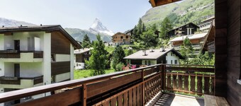 Mountain Home by Inspiringplaces Zermatt