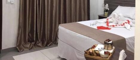 Dobbeltrom – deluxe, terrasse | Wi-fi (inkludert)