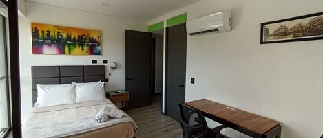 套房 | 客房内保险箱、遮光窗帘、熨斗/熨衣板、免费 WiFi