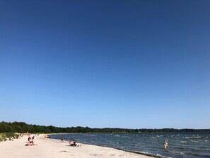 Beach - Swedish house in the forest - lake, peace, nature & family time (Blekinge län)