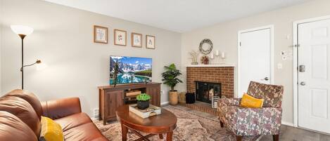 Apartment, Multiple Beds, Patio (Campus West Nest) | Living area | 42-inch flat-screen TV with digital channels