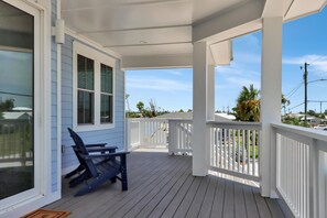 House, Multiple Beds (Georgia Blue) | Terrace/patio