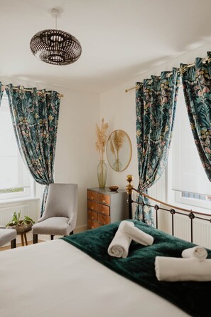 3 bedrooms, iron/ironing board, travel crib, WiFi