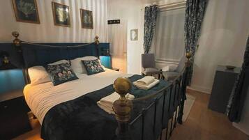 3 soverom, strykejern/-brett, reiseseng for barn og wi-fi