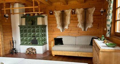 HĂŒtte 'PreisöxlhĂŒtte' mit Bergblick, privater Terrasse und WLAN