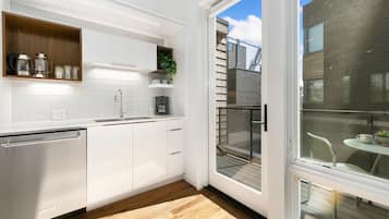 Townhouse, Beberapa Tempat Tidur, patio, pemandangan gunung (401 Linden Street #3-332) | Dapur pribadi | Lemari es, microwave, oven, dan kompor