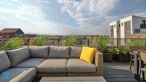 Townhome, Multiple Beds, Patio, Mountain View (401 Linden Street #3-332) | Property grounds