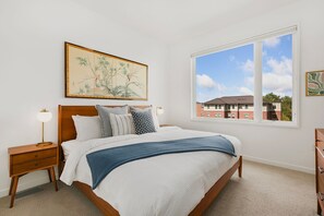 Townhome, Multiple Beds, Patio, Mountain View (401 Linden Street #3-332)